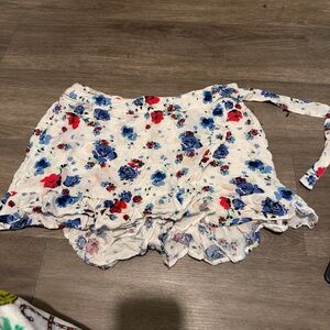 Free People Floral High Waist Shorts - White and Blue